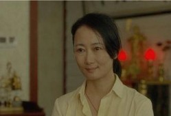 为了吃瓜她进入娱乐圈,她勇敢踏入娱乐圈，开启璀璨星途