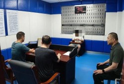 娱乐吃瓜酱服饰监督员,娱乐吃瓜酱服饰监督员揭秘时尚圈幕后故事