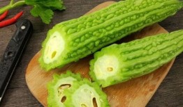 微信说吃瓜是什么意思,“吃瓜”背后的网络文化现象